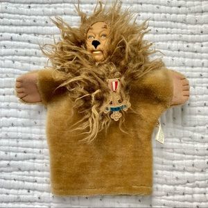 Vintage Wizard of Oz Cowardly Lion Hand-Puppet